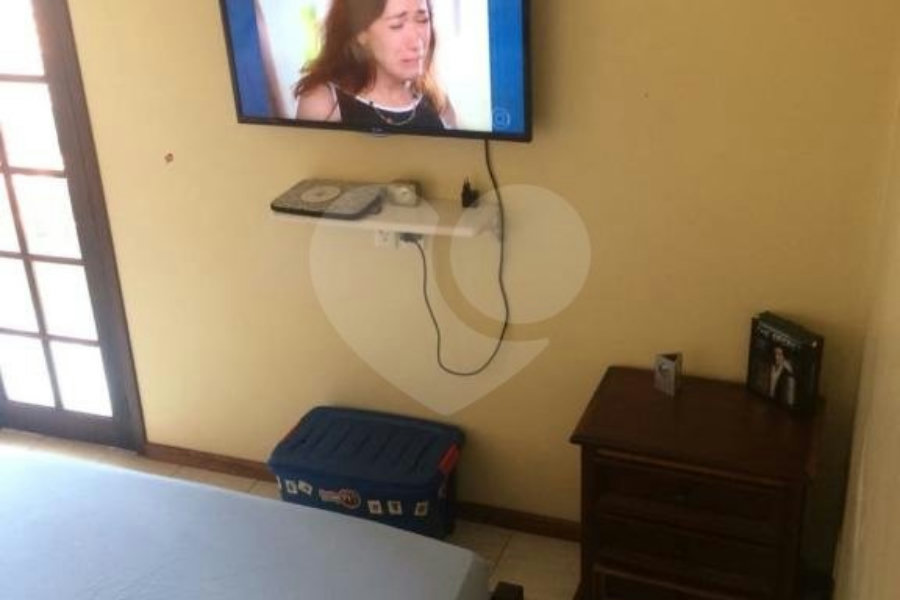 Sobrado à venda com 3 quartos, sendo 1 suíte,  em Vila Guilherme, São Paulo, SP