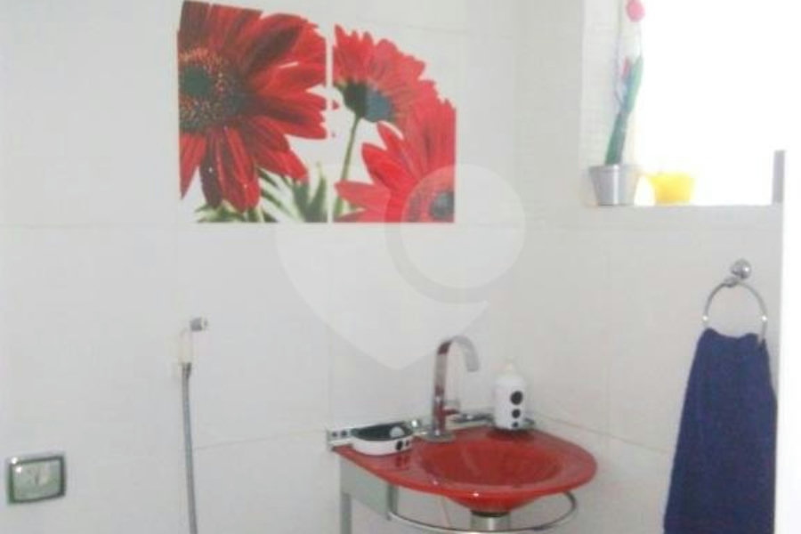 Sobrado à venda ou para alugar com 4 quartos, sendo 1 suíte, em Santana, São Paulo, SP