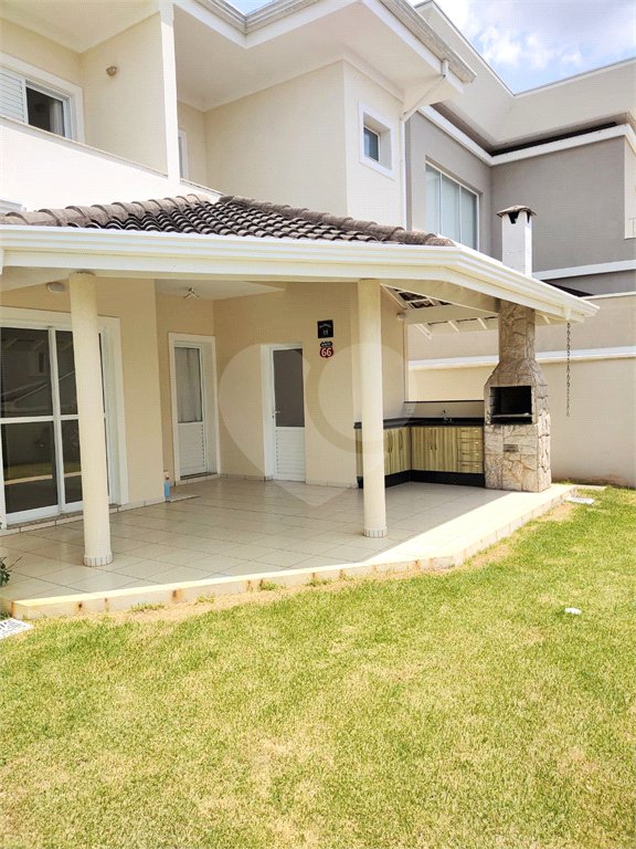 Casa à venda ou para alugar com 3 suítes no condomínio Residencial Jardim das Palmeiras, Vinhedo - SP