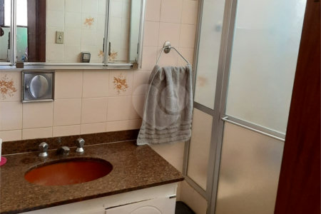 Casa à venda com 4 quartos, sendo 1 suíte, em Jardim do Estádio, Itu, SP