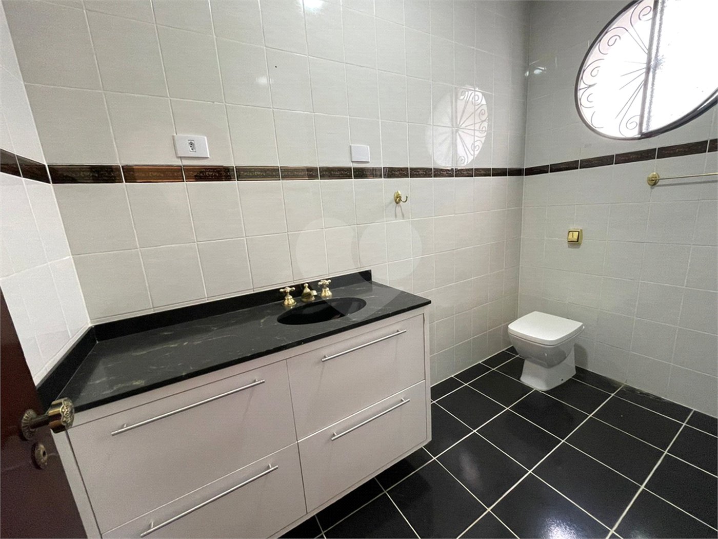 Sobrado à venda com 3 quartos, sendo 2 suítes, em Vila Palmeiras, São Paulo, SP