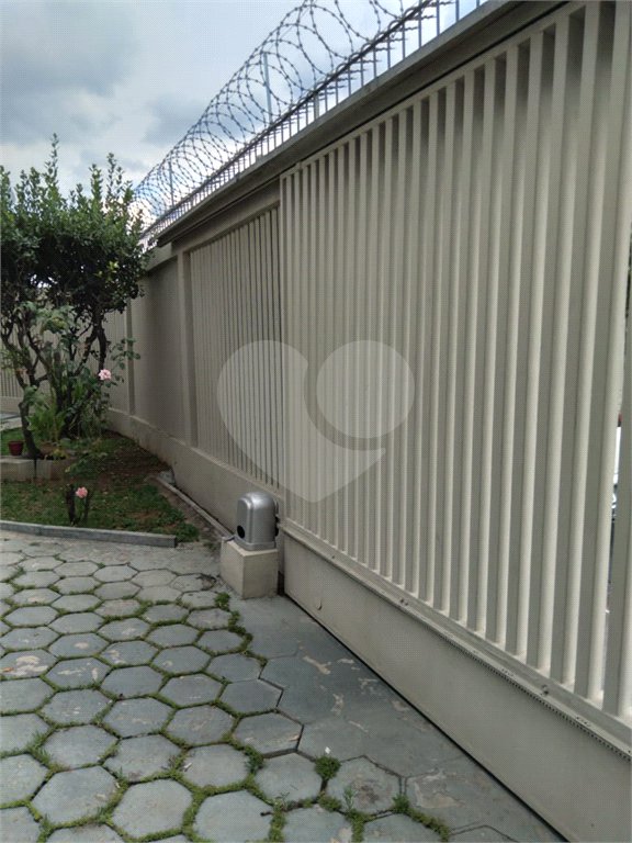 Casa Térrea à venda com 3 quartos, sendo 1 suíte, em Vila Galvão, Guarulhos, SP