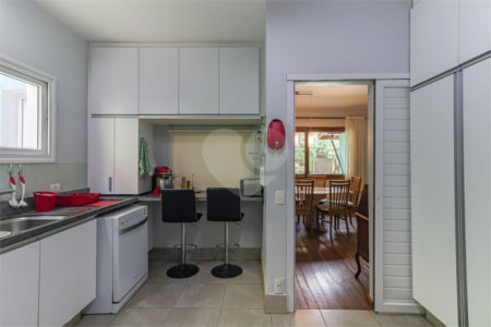 Casa Térrea à venda com 3 quartos, sendo 1 suíte, em Jardim Petrópolis, São Paulo, SP