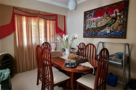 Casa à venda com 3 quartos, sendo 1 suíte, no condomínio Chácaras do Lago, Vinhedo - SP