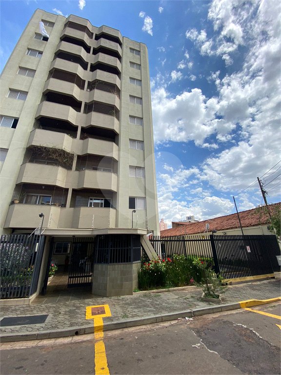 Excelente apartamento no Petit Maison