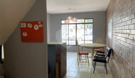 Sobrado à venda com 3 quartos em Cidade Monções, São Paulo, SP