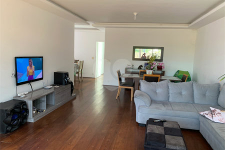 Casa à venda com 3 quartos, sendo 1 suíte, em Jardim Prudência, São Paulo, SP