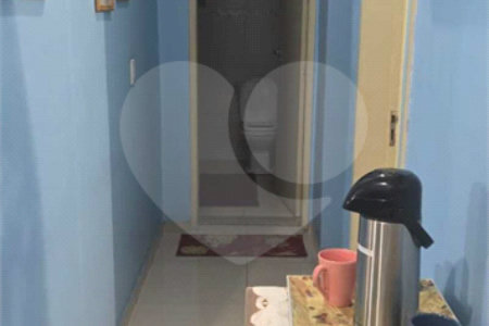Sobrado comercial com 150m² , 7 salas , 3 banheiros , para locação na Bela Vista.