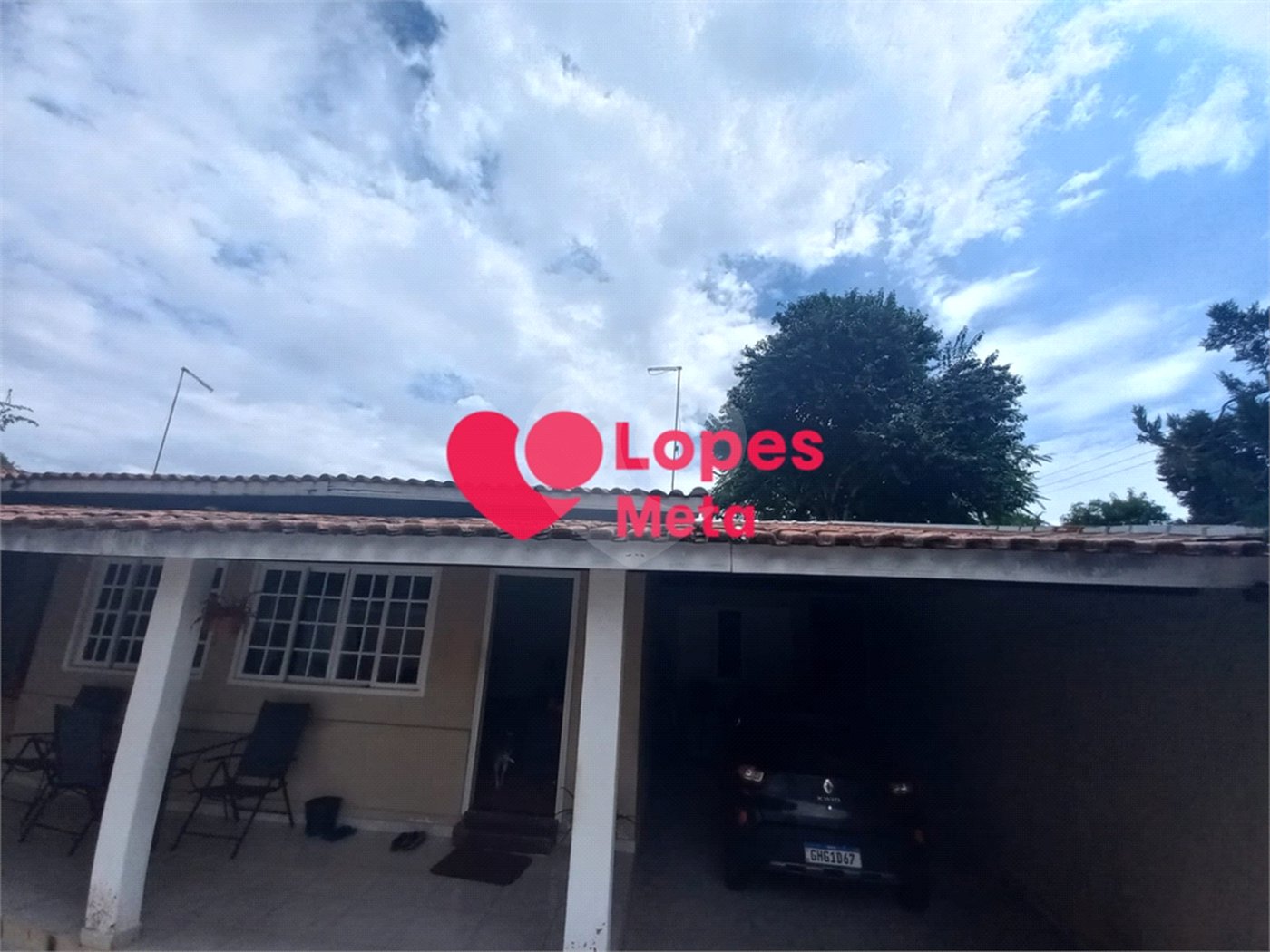 CASA A VENDA, 260m² VISTA VERDE, 3 DORMITORIOS 2 SENDO SUÍTE, QUINTAL E 3 VAGAS DE GARAGEM, SÃO JOSÉ