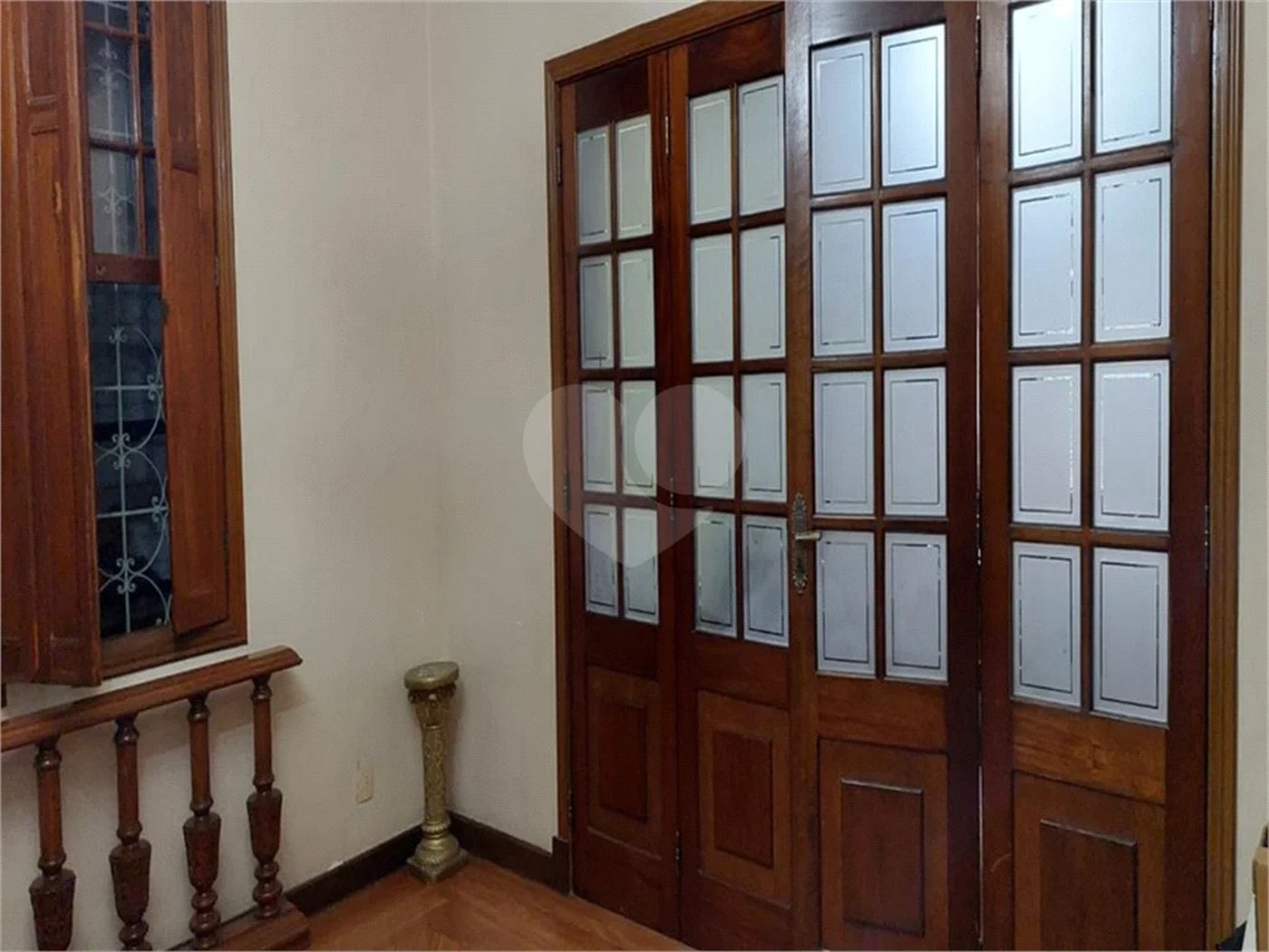 Casa com dois pavimentos na Barra Funda: