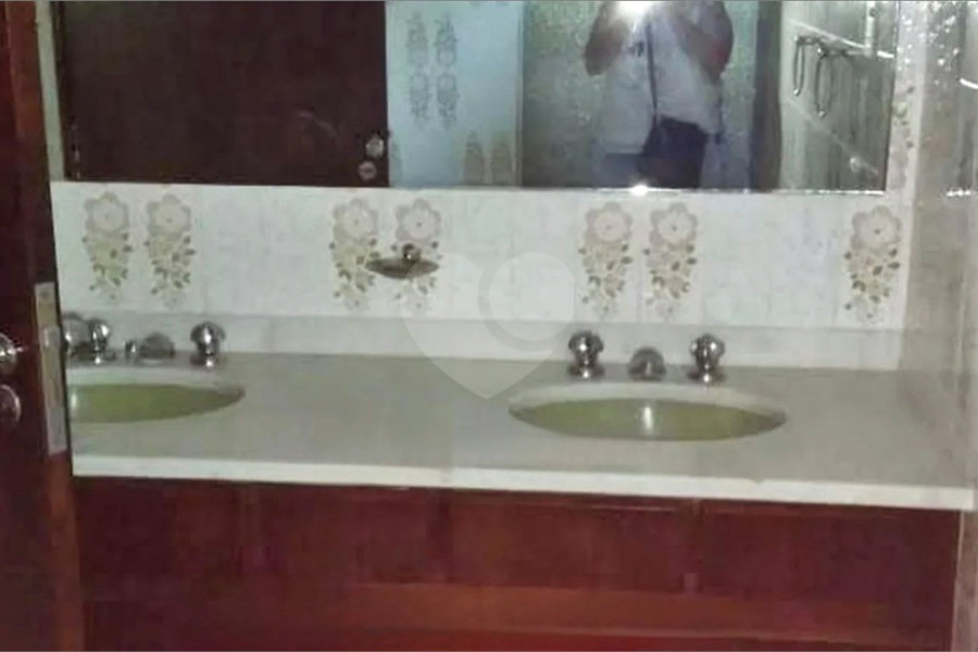 Sobrado à venda com 4 suítes em Santana, São Paulo, SP