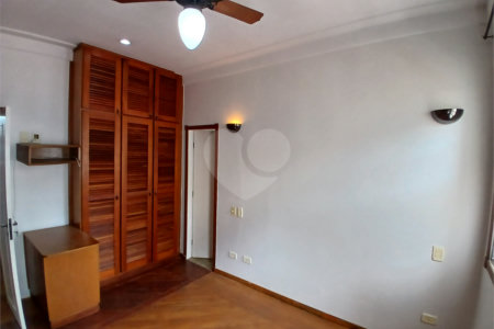 Casa à venda ou para alugar com 3 quartos, sendo 2 suítes, no condomínio Chácara das Rosas, São Paulo - SP