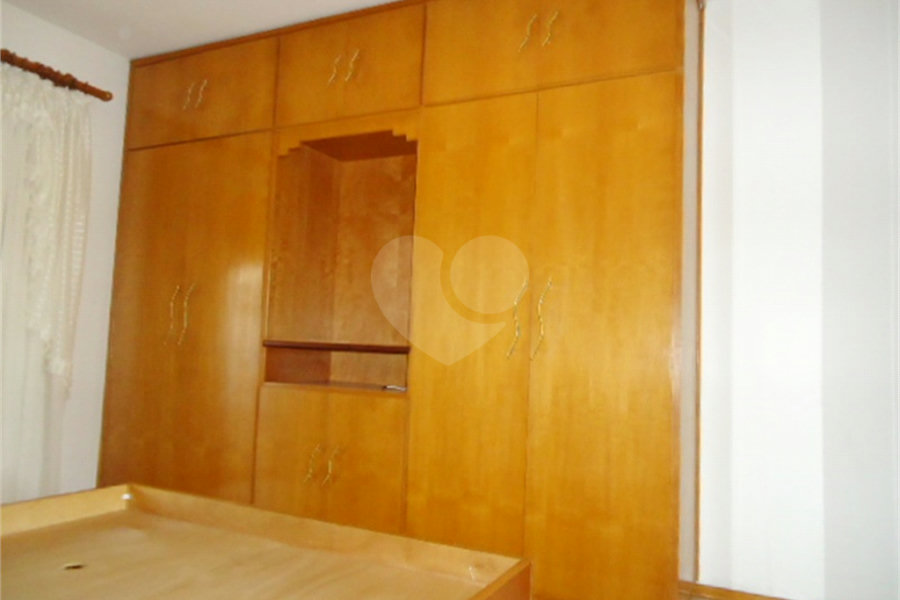 Sobrado à venda com 3 quartos, sendo 1 suíte, em Jardim Peri, São Paulo, SP