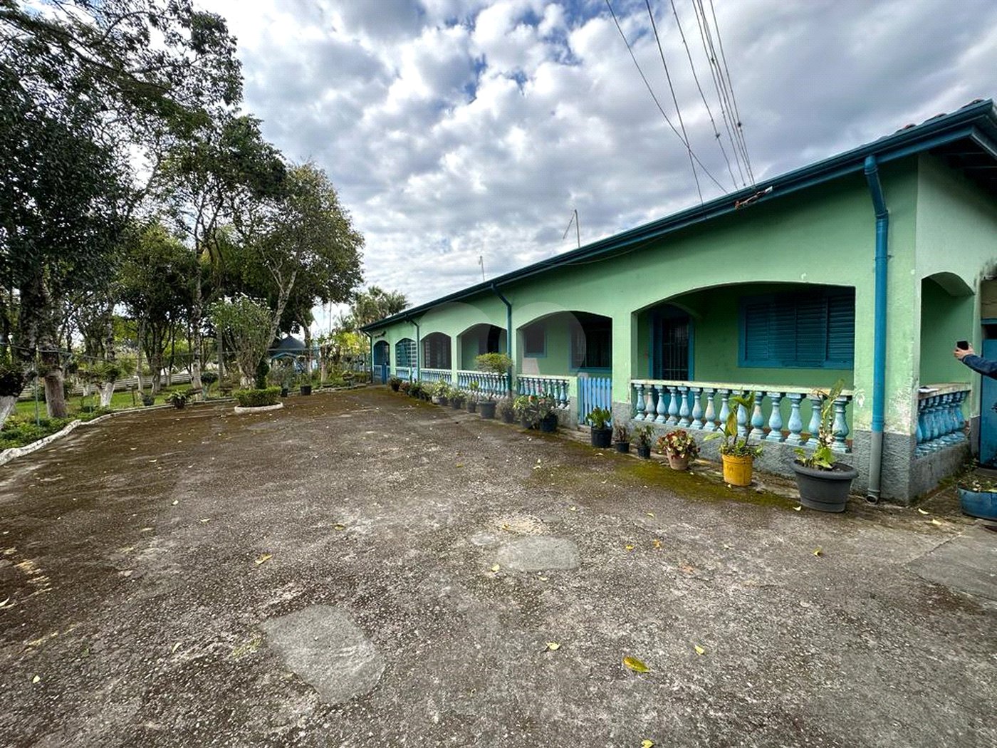 Chácara à venda ou para alugar com 4 quartos, sendo 1 suíte,  em Chácaras Rurais Guararema, Jacareí, SP