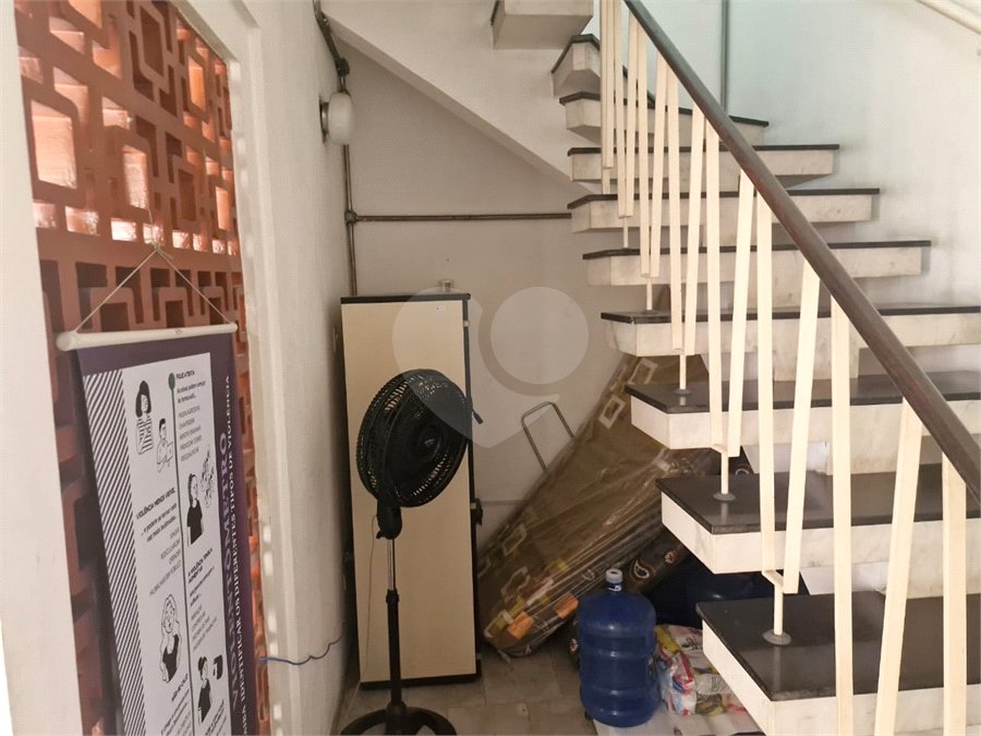Sobrado à venda com 3 quartos, sendo 1 suíte,  em Parque São Jorge, São Paulo, SP