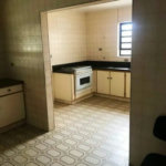 Casa/ Sobrado Amplo no Boqueirão/ Santos/SP