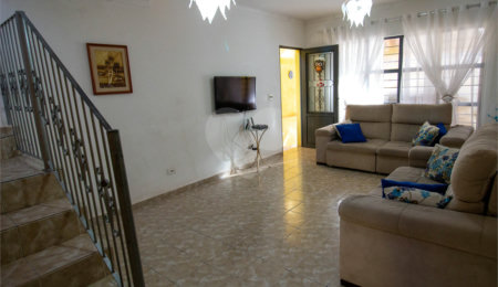 Casa à venda com 2 quartos em Jardim Brasil, São Roque, SP