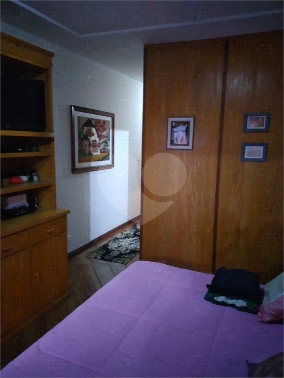 Casa à venda com 4 quartos, sendo 3 suítes, no condomínio Da Serra, São Paulo - SP