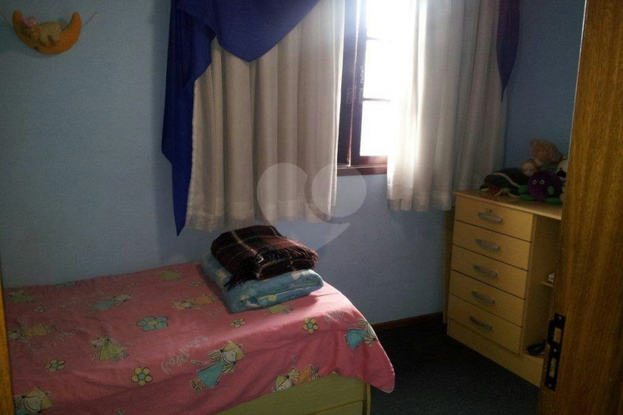Sobrado à venda com 3 quartos, sendo 1 suíte, em Vila Mazzei, São Paulo, SP