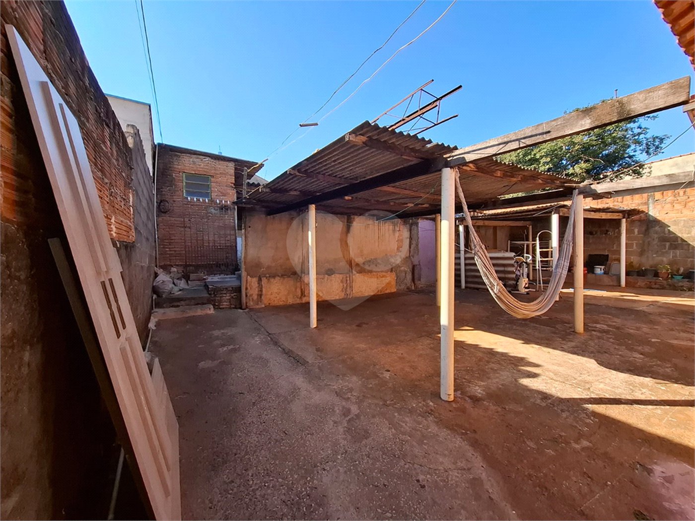 Casa à venda com 5 quartos, sendo 1 suíte, em Jardim Tamoio, Araraquara, SP