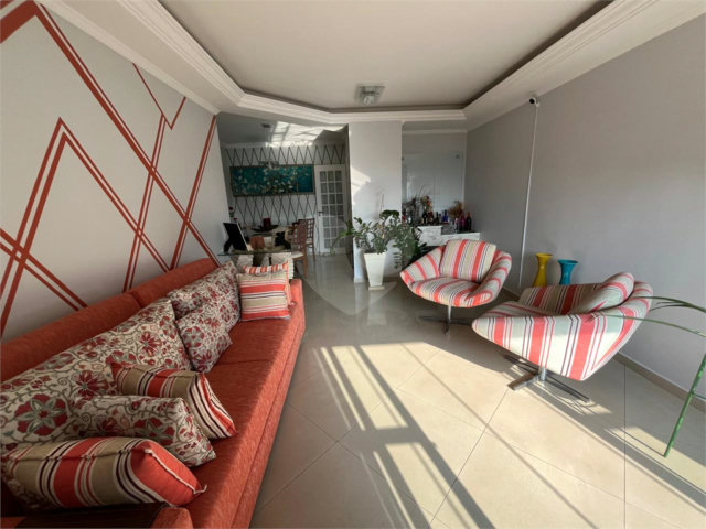 Apartamento à venda com 3 quartos, sendo 1 suíte,  em Santana, São Paulo, SP