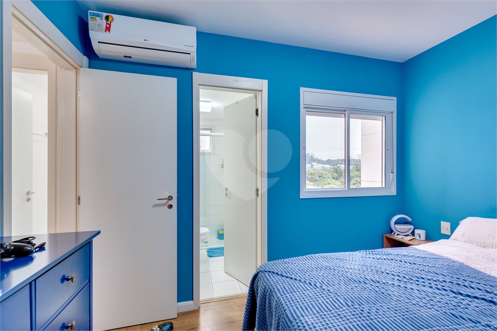 Apartamento à venda com 4 quartos, sendo 2 suítes, em Santo Amaro, São Paulo, SP