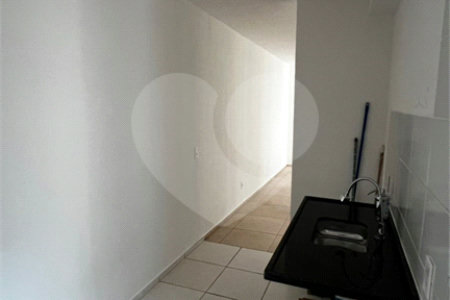 Apartamento à venda com 2 quartos em Santa Cruz, Rio de Janeiro, RJ