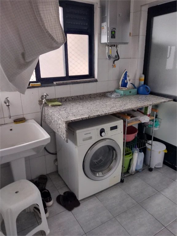 Apartamento à venda com 3 suítes em Vila Suzana, São Paulo, SP