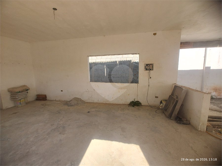 Terreno 810 metros à venda em Atibaia com projeto aprovado exclusivo de alto padrão com construção inacabada