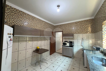 Casa à venda com 4 suítes em Vila Carvalho, Sorocaba, SP