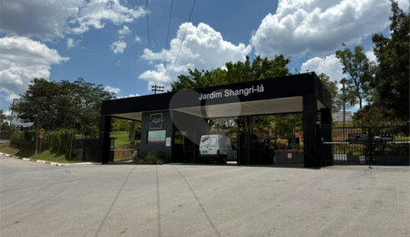 Terreno à venda no condomínio Sangrilá, Atibaia - SP