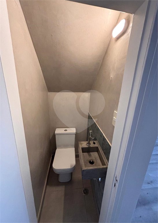 Casa de Vila à venda com 3 quartos, sendo 1 suíte, em Vila Cordeiro, São Paulo, SP