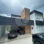 Casa à venda com 3 suítes no condomínio Hills, Arujá - SP