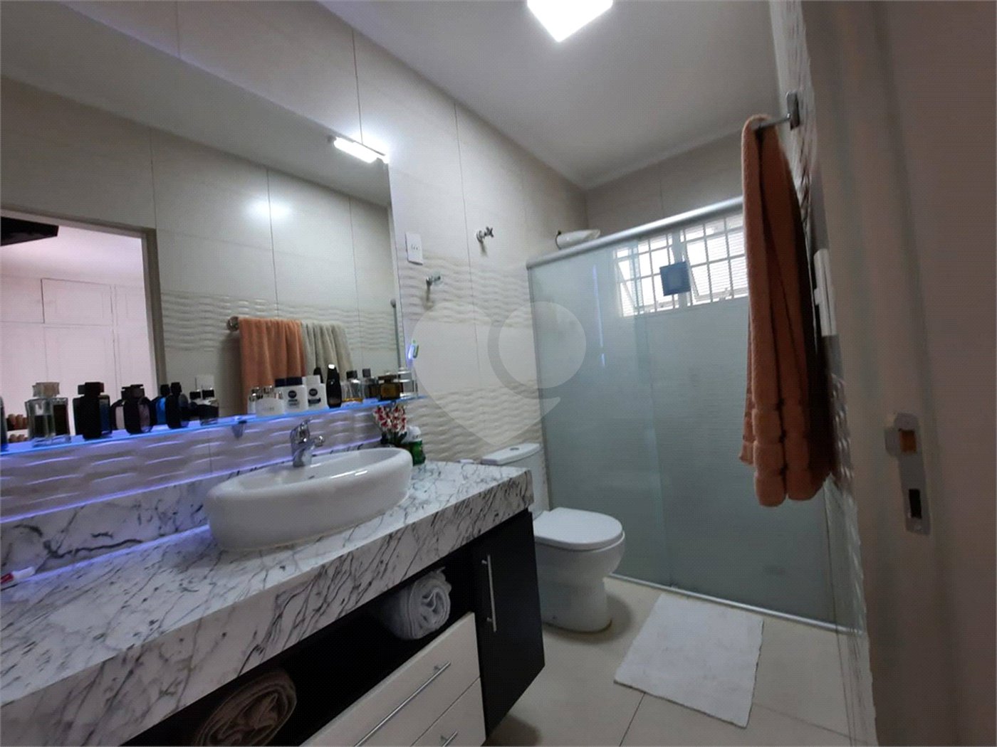Sobrado à venda com 3 quartos, sendo 1 suíte, em Brooklin, São Paulo, SP