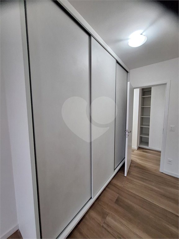 Apartamento à venda com 3 suítes em Vila Anastácio, São Paulo, SP