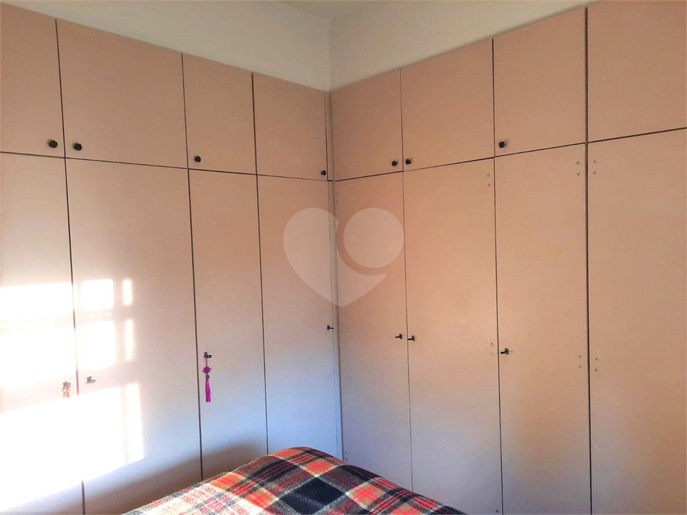 Sobrado à venda com 4 quartos, sendo 2 suítes, em Alto da Boa Vista, São Paulo, SP