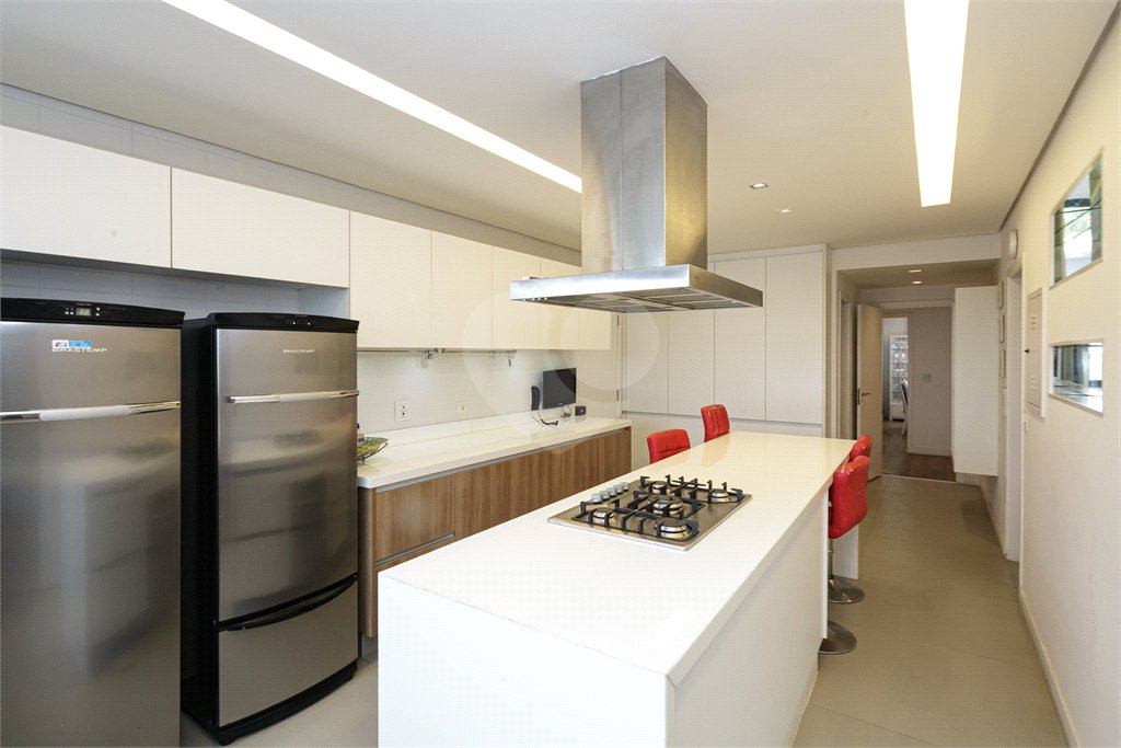 Apartamento à venda com 3 suítes em Alto da Boa Vista, São Paulo, SP