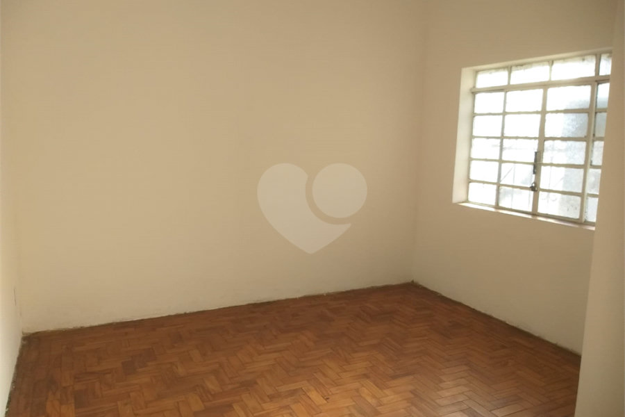 Sobrado à venda com 3 quartos em Bom Retiro, São Paulo, SP