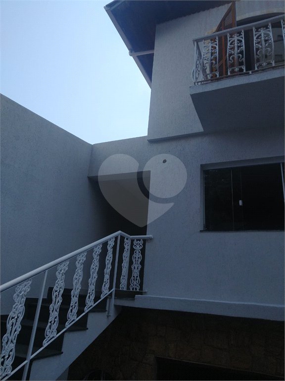 Sobrado à venda com 3 quartos, sendo 1 suíte, em Vila Gustavo, São Paulo, SP