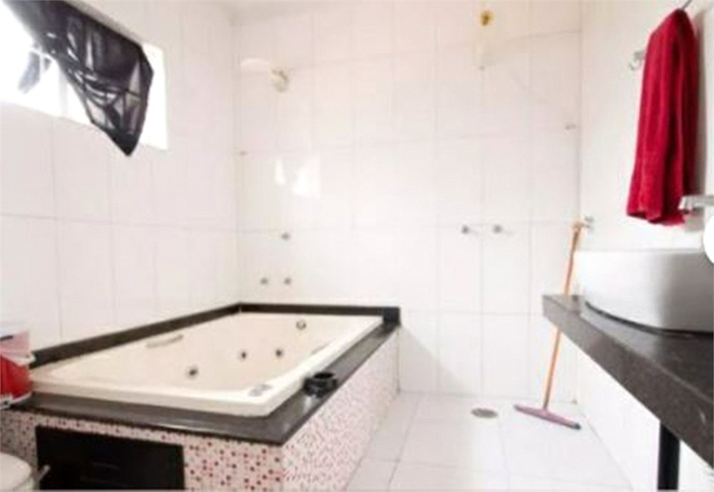 Sobrado à venda com 3 quartos, sendo 1 suíte, em Parque Edu Chaves, São Paulo, SP