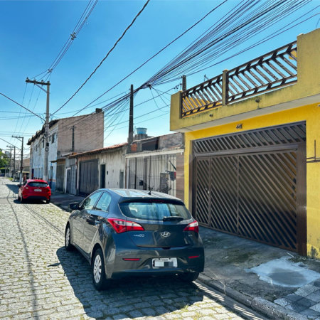 Sobrado à venda com 4 quartos, sendo 1 suíte, em Vila Amorim, Suzano, SP