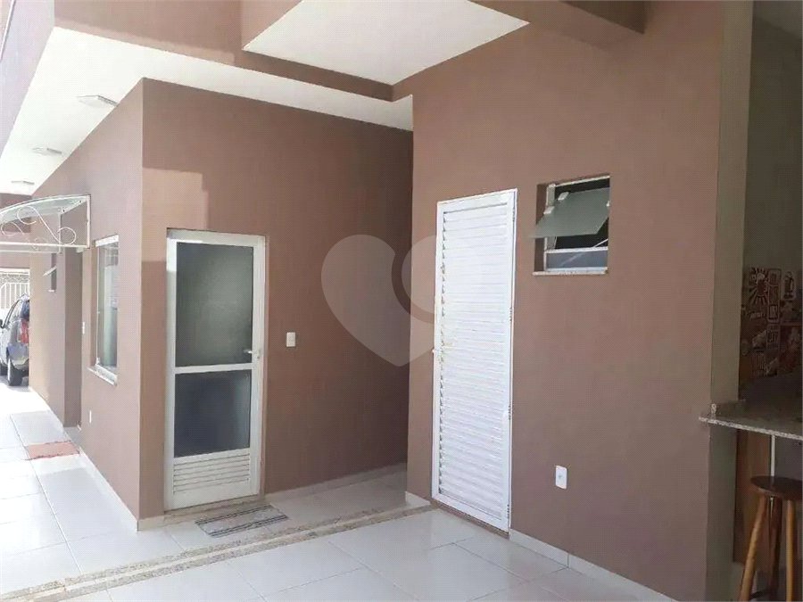 Casa à venda com 5 suítes em Jardim Regina, Indaiatuba, SP