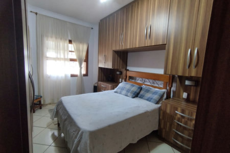 Casa à venda com 3 quartos, sendo 1 suíte, no condomínio Outeiro Das Flores, Itupeva - SP