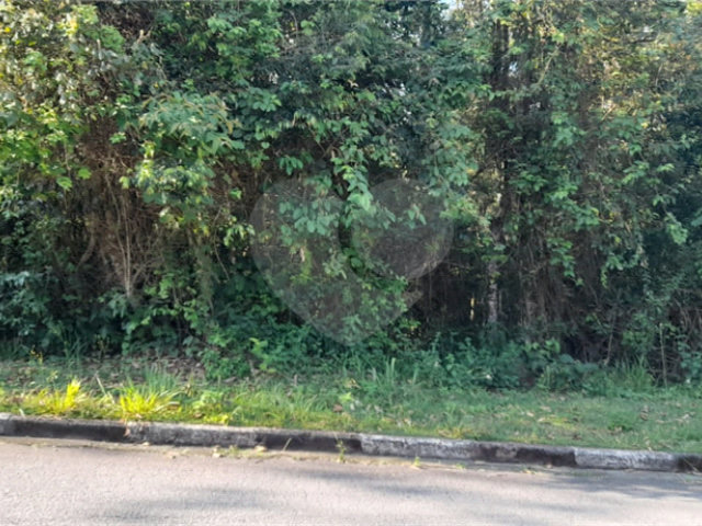 Terreno à venda no condomínio Alpes da Cantareira, Mairiporã - SP