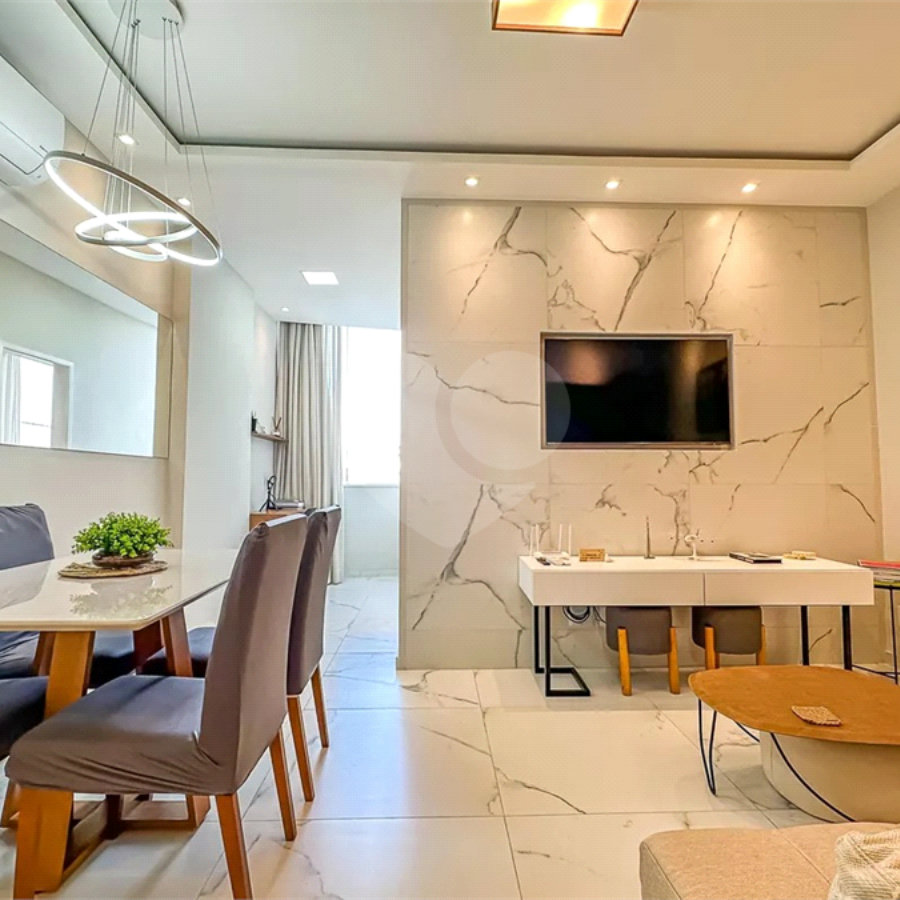Apartamento à venda com 2 quartos no Centro, Rio de Janeiro, RJ