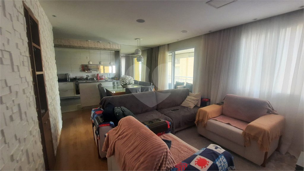 Apartamento à venda com 3 quartos, sendo 1 suíte, em Vila Santo Antônio, Guarulhos, SP