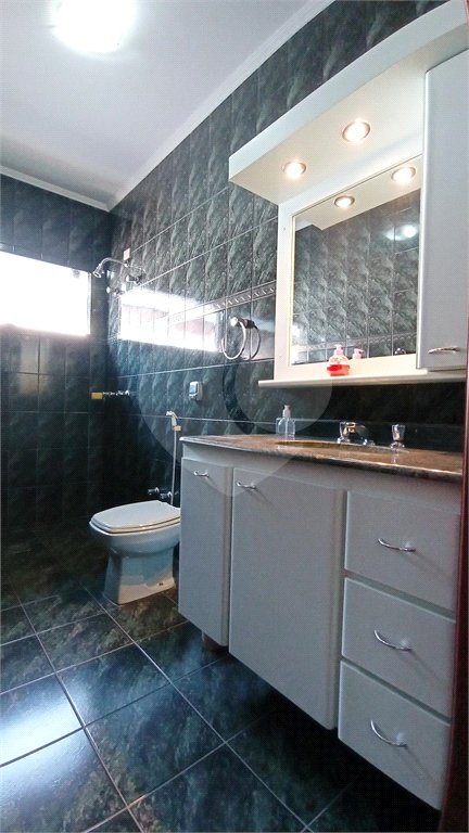 Casa à venda com 5 quartos, sendo 3 suítes, em Nova Vinhedo, Vinhedo, SP