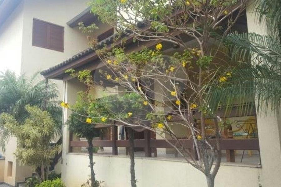 Sobrado à venda com 5 quartos, sendo 1 suíte, em Jardim Virginia Bianca, São Paulo, SP
