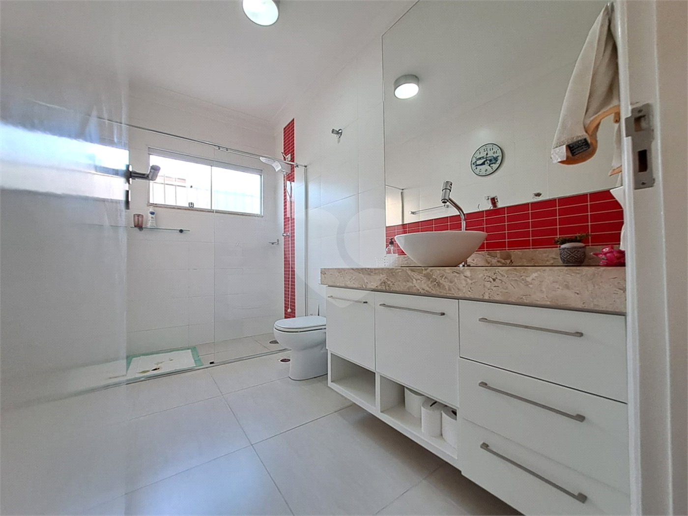 Casa à venda com 3 quartos, sendo 1 suíte, em Vila Trujillo, Sorocaba, SP