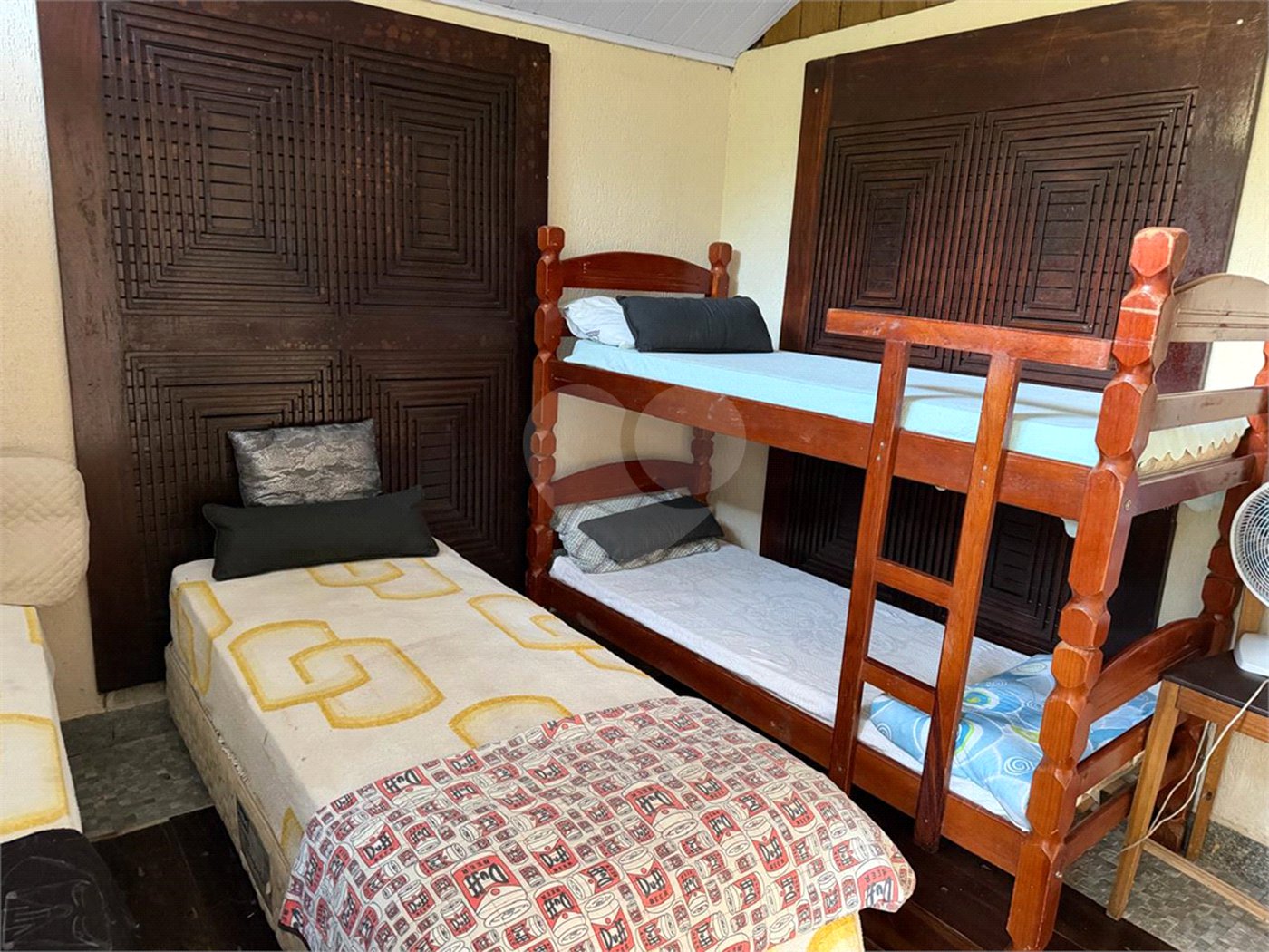 Casa à venda com 6 suítes em Massaguaçu, Caraguatatuba, SP